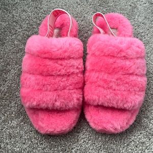 Pink brand new Ugg fluffy sandals